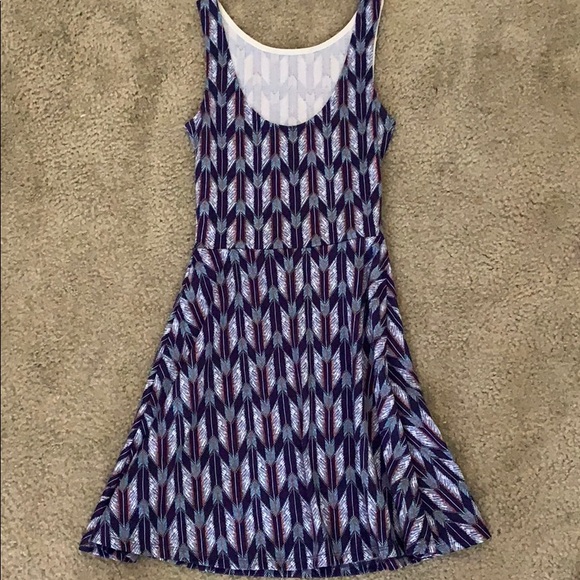 Patterned skater dress - Picture 1 of 1